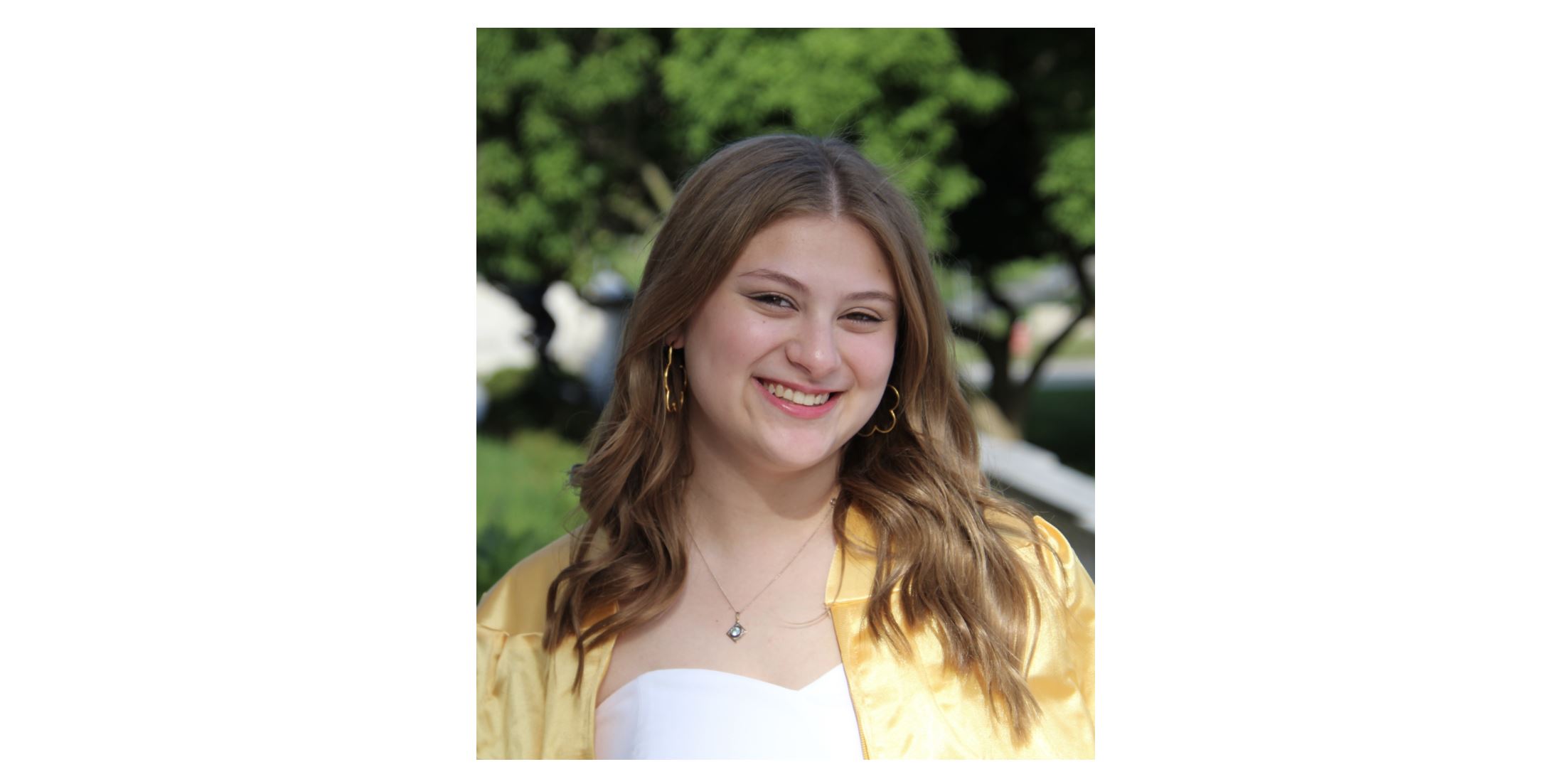 Nina's Headshot